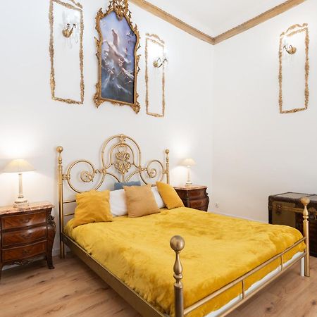 Historic Suite Next To The Castle Bari Zewnętrze zdjęcie