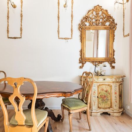 Historic Suite Next To The Castle Bari Zewnętrze zdjęcie